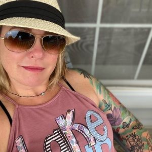 Meet your Posher, Lisa